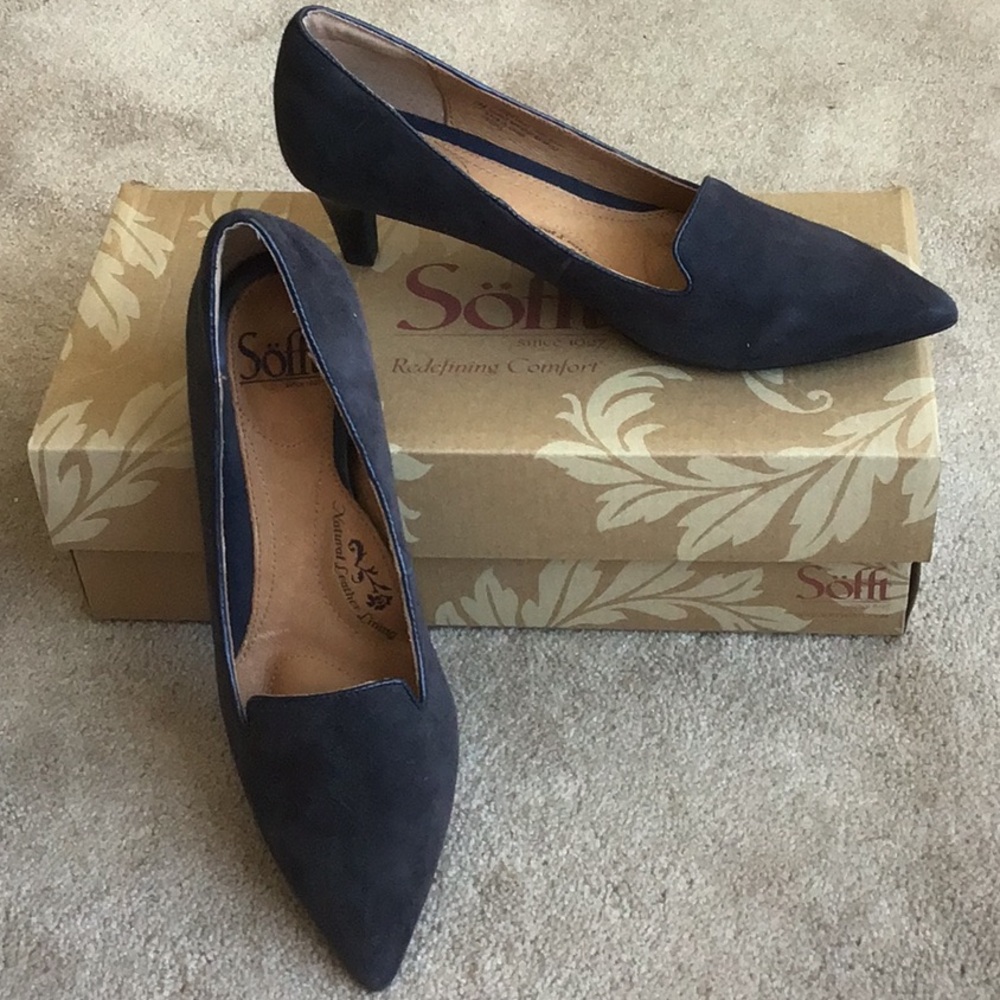 Sofft Women's Grey Suede Flats - Picture 3 of 5